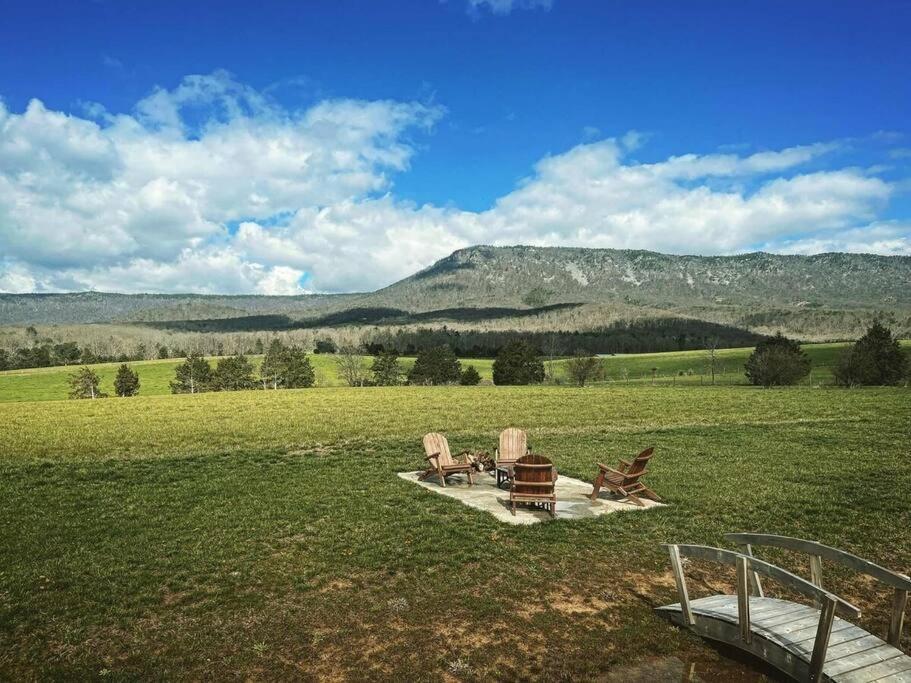 Holly Tree Retreat Located In Beautiful Luray, Va. Villa Buitenkant foto